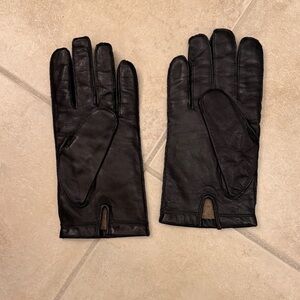 Isotoner Men's Black Leather Gloves